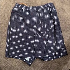 lululemon pace breaker shorts
